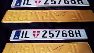 Land Rover licence plates (Spectre)