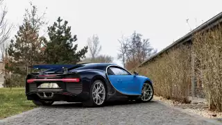 Bugatti Chiron (2016-Present)