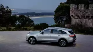 MERCEDES EQC