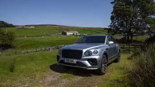 Bentley Bentayga 2