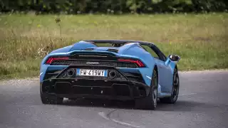 Lamborghini Huracan Evo RWD Spyder