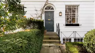 London Airbnbs – Pembroke Townhouse, Kensington