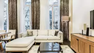 London Airbnb: BEAUFORT PLACE, KNIGHTSBRIDGE