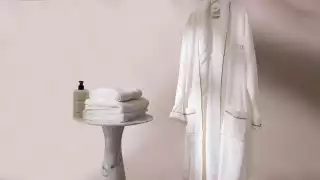 Lusso lifestyle Egyptian bath Towels and unisex cotton robes
