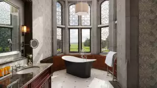 Suite bathroom, Adare Manor