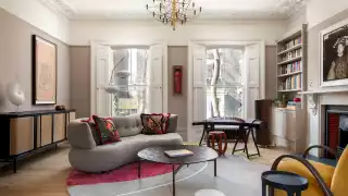 An Islington townhouse sitting room by Mia Karlsson