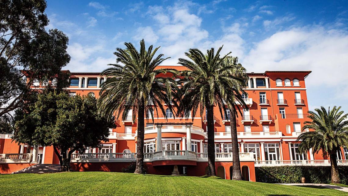 Le Beauvallon is the spectacular Riviera hotel steeped in history