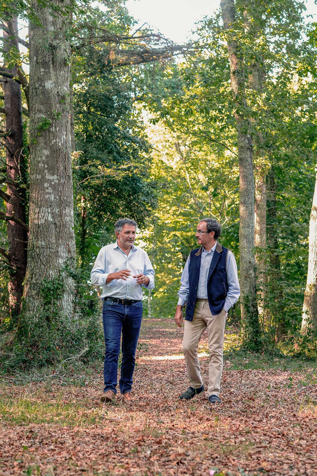 Tristan Le Lous with Château Cantenac Brown winemaker José Sanfins