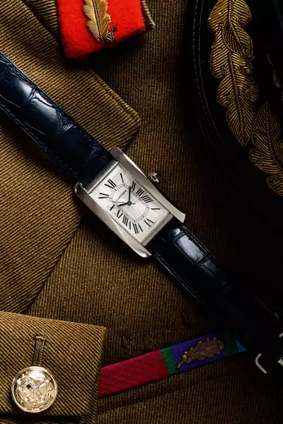 Cartier Tank Americaine Steel Large