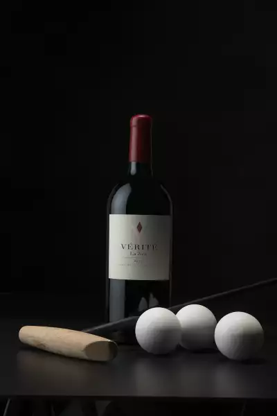 V&eacute;rit&eacute; wine