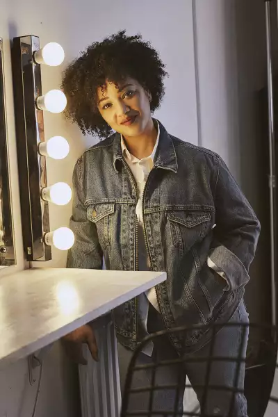 Isis Davis