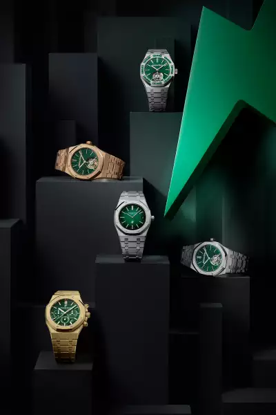 Audemars Piguet Royal Oak green dial watch collection 2021