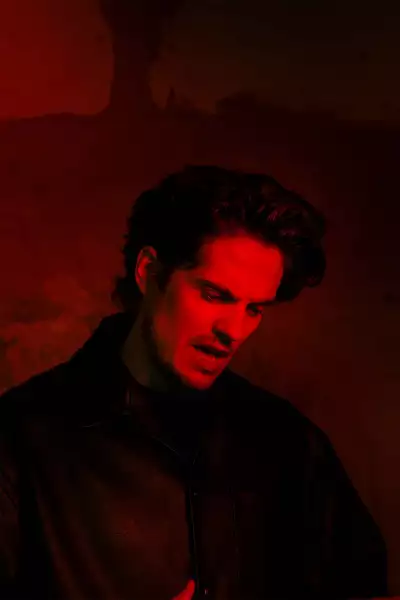 Daniel Sharman