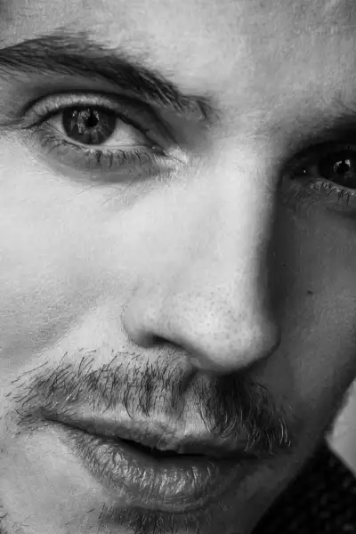 Daniel Sharman