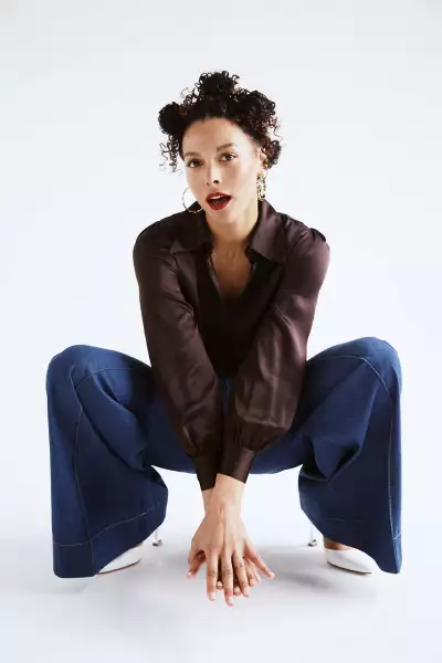 Mecia Simson