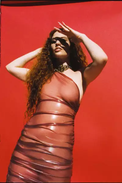 Jess Glynne