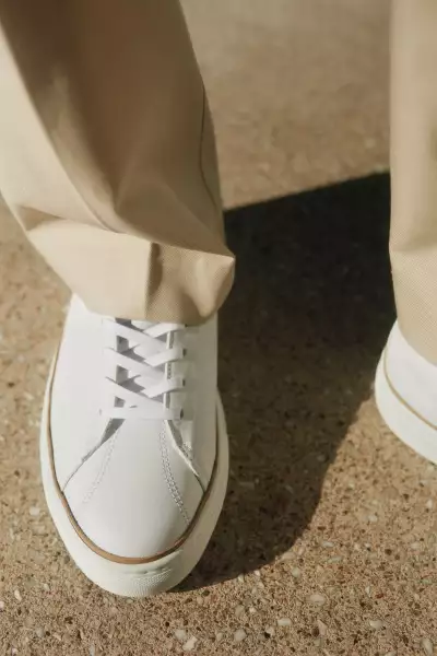 Timothée Paris sneakers