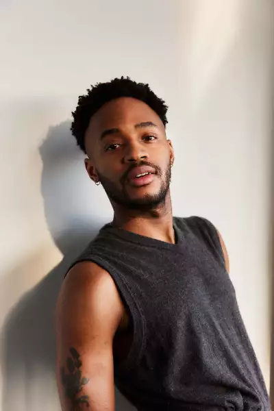 &Eacute;ny&igrave; Okoronkwo