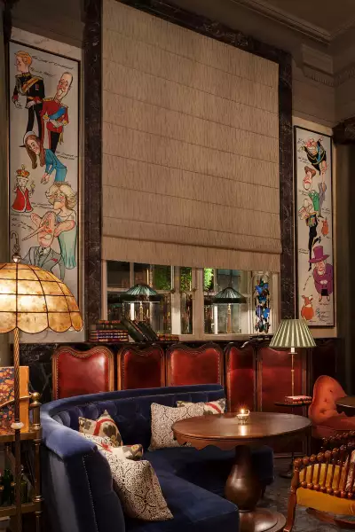 Scarfes Bar