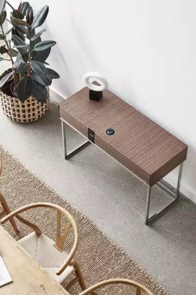 Ruark R810