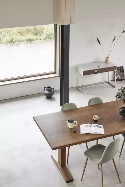 Ruark R810