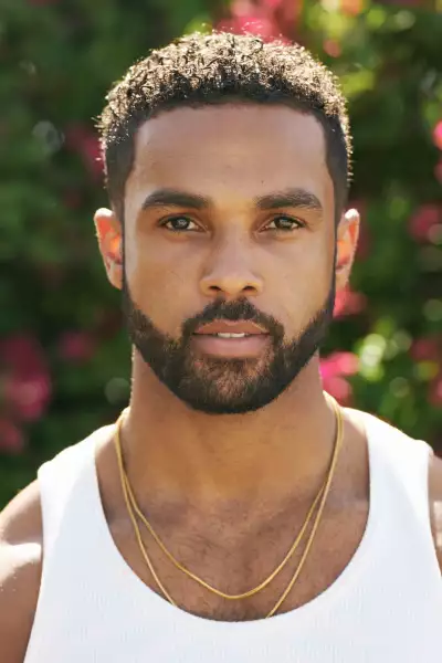 Lucien Laviscount