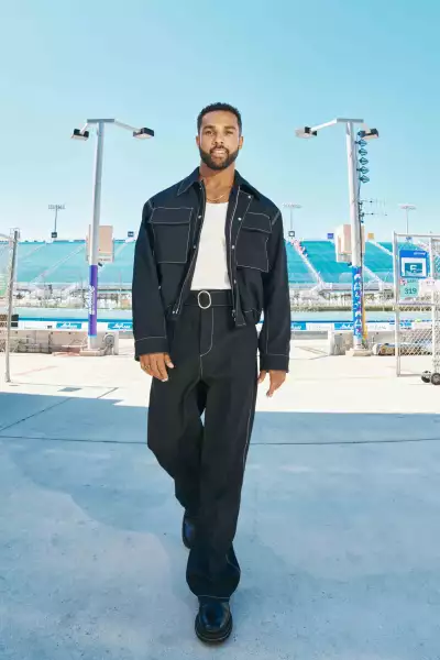 Lucien Laviscount