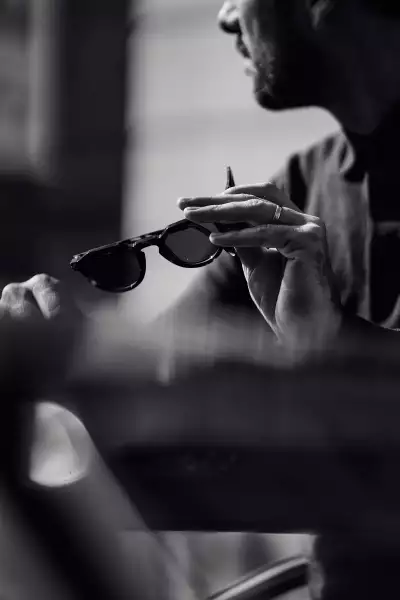 Yoovy Holker eyewear