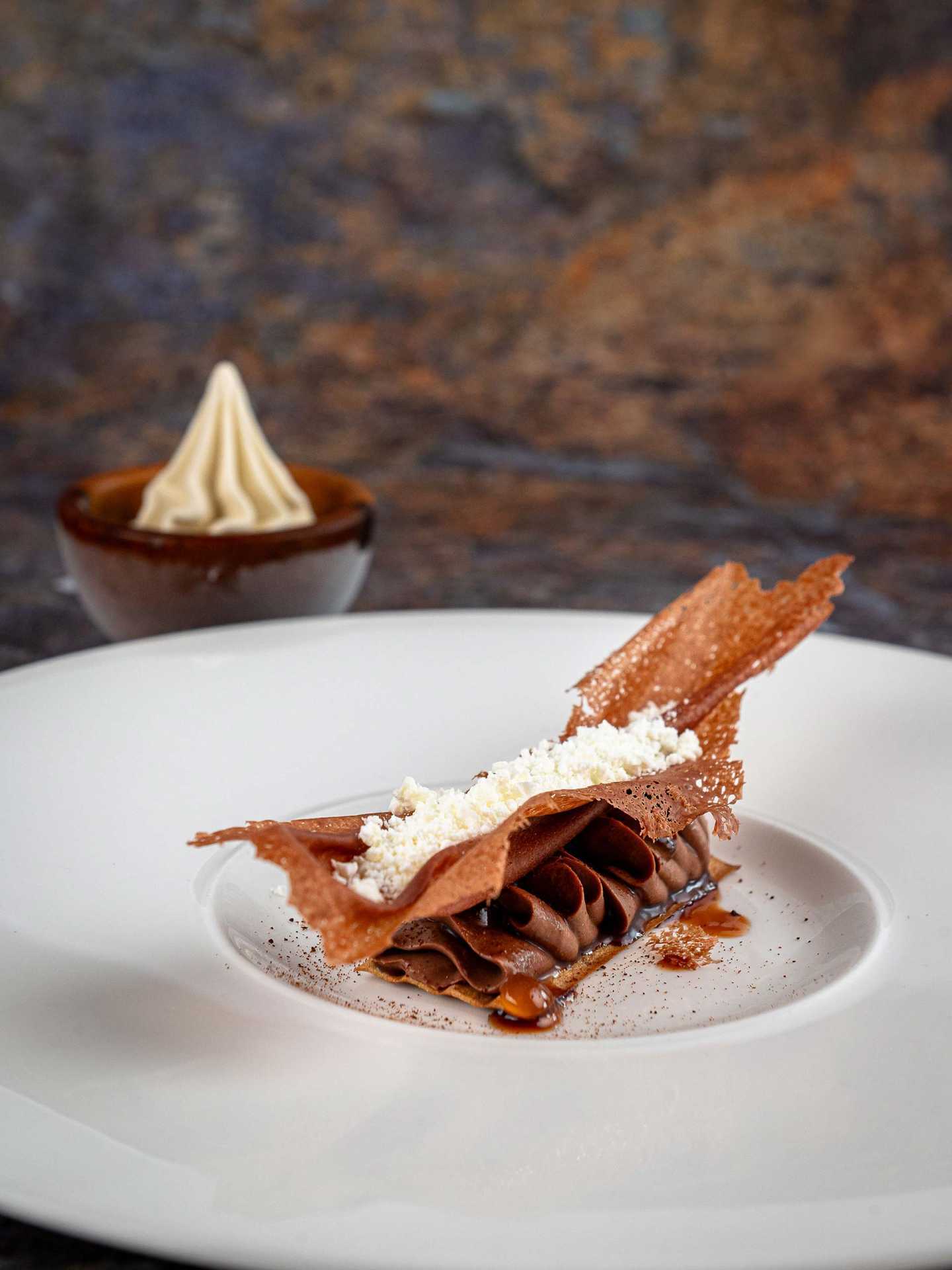 Valrhona chocolate with Jerusalem artichoke, coffee, and Ximenez sherry.