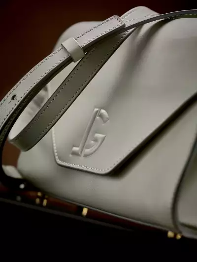 Gladstn London bag details