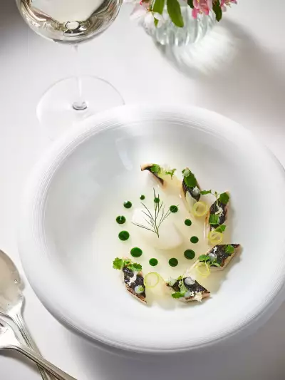 Le Manoir aux Quat&rsquo;Saisons cuisine