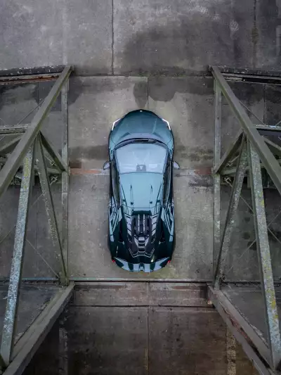 Lamborghini Revuelto
