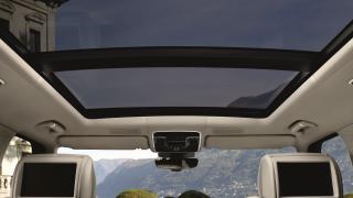 Range Rover Hybrid Long-Wheelbase Range Rover Hybrid Long-Wheelbase