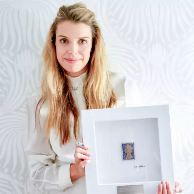 Sabine Roemer's Queen Elizabeth work