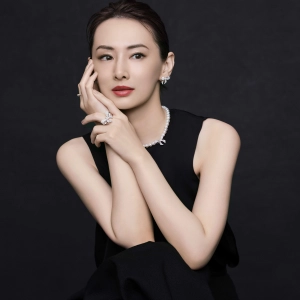 Mikimoto Bow Charm collection