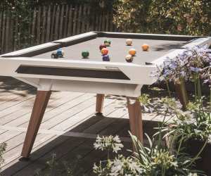 Cornilleau pool table