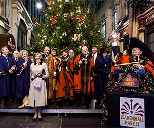 Choir singing at Leadenhall Market