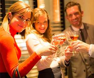 Champagne, Social and Magic in the City