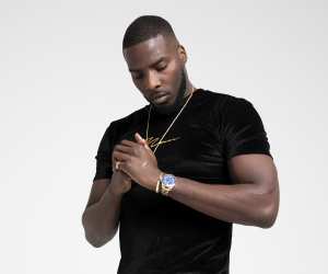 Telling Time | Lawrence Okolie