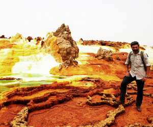 Explorer Reza Pakravan