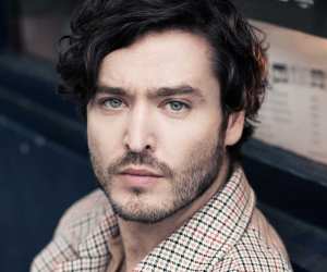 Alexander Vlahos