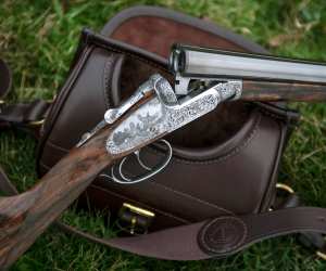 Holland & Holland shotgun