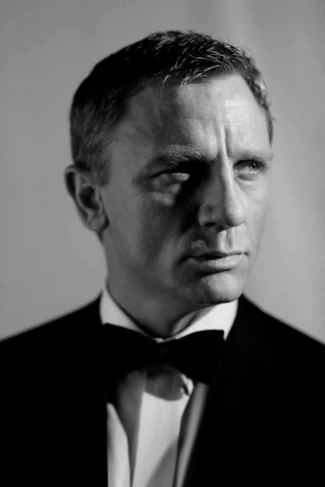 Daniel Craig looking every inch James Bond