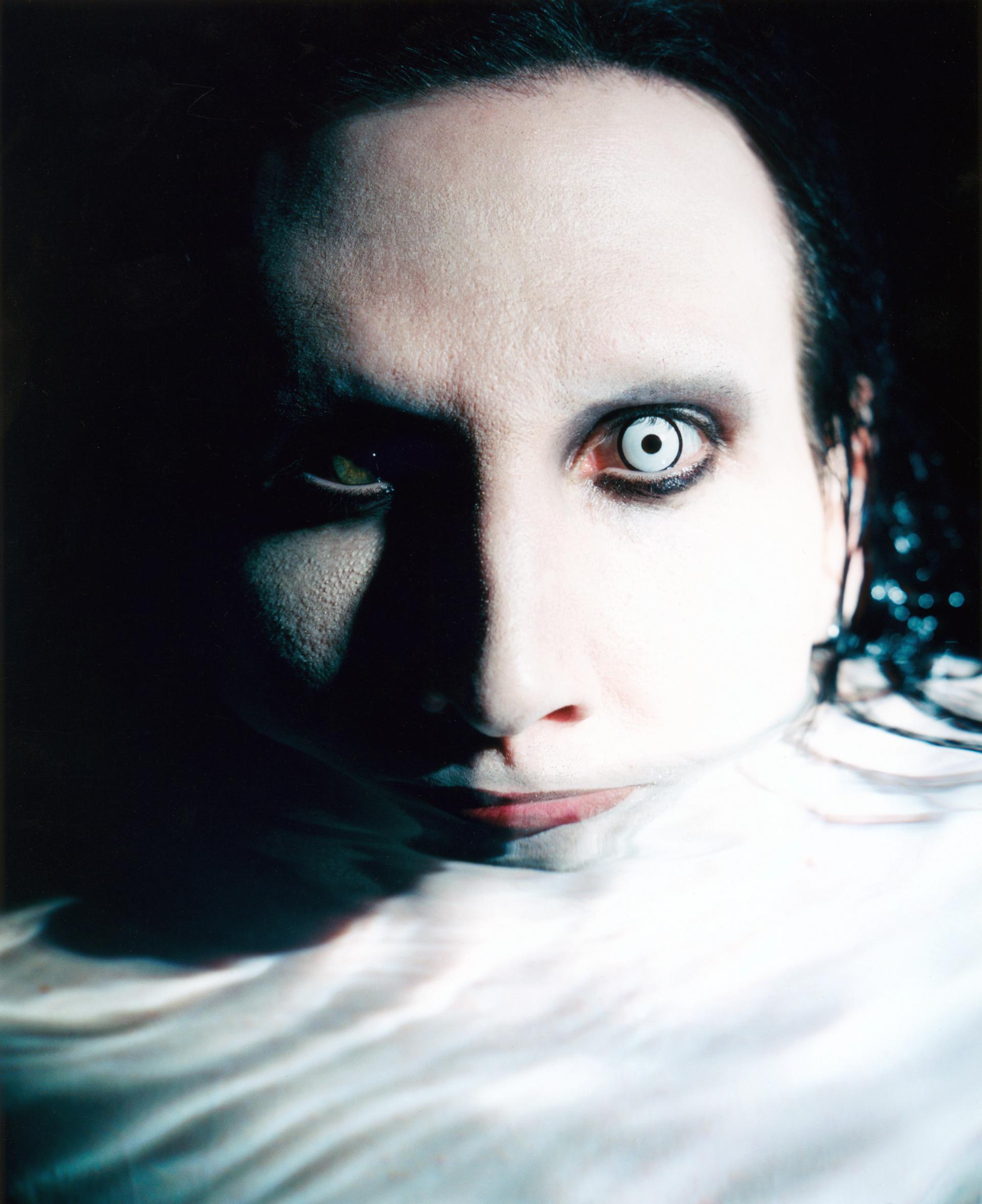 Marilyn Manson photographed by Perou Marilyn Manson photographed by Perou