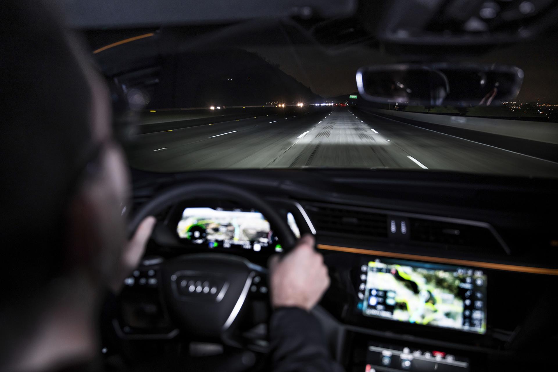 The new Audi e-tron Sportback 55 Quattro's digital matrix LED headlights The new Audi e-tron Sportback 55 Quattro's digital matrix LED headlights