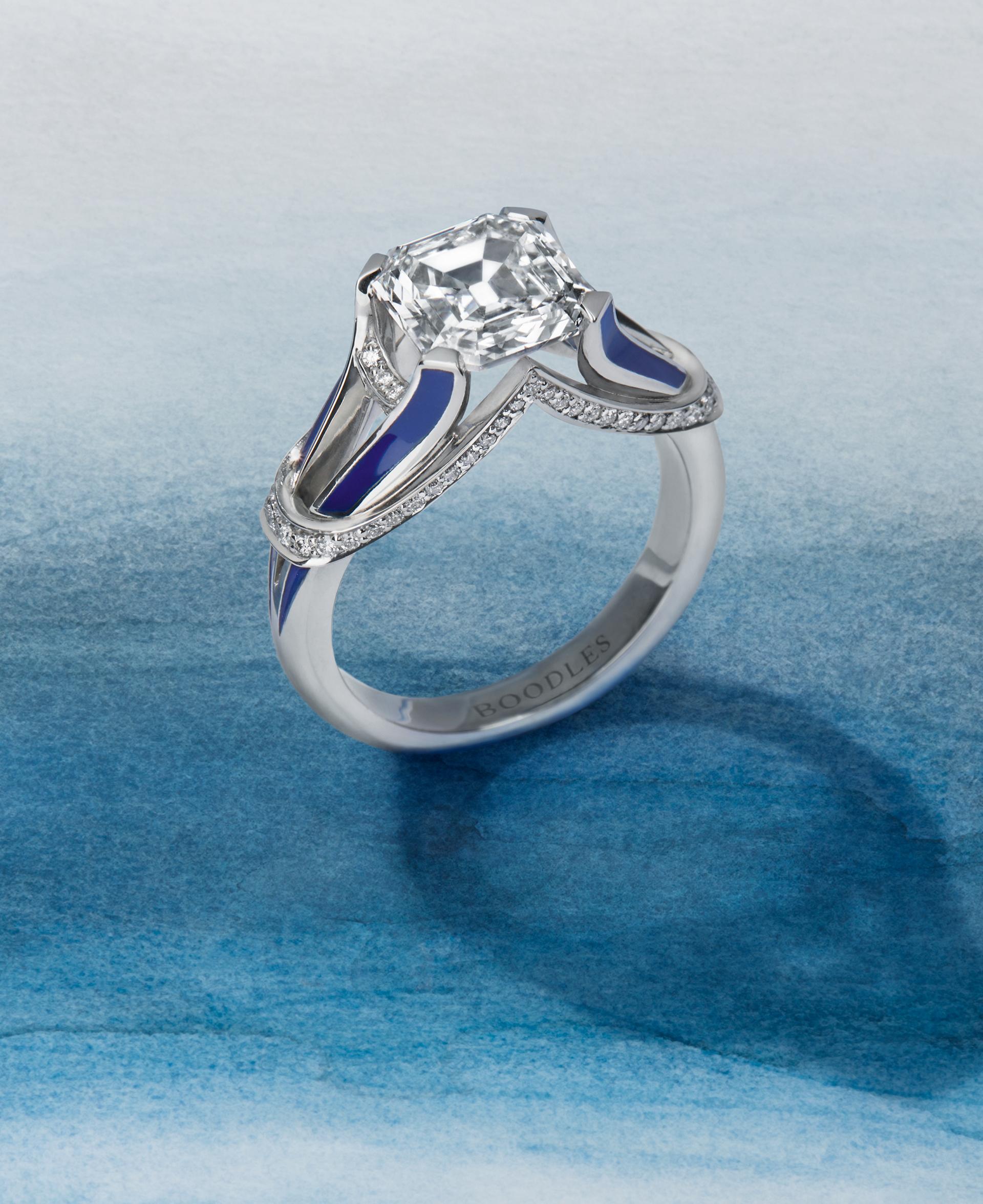 Boodles Travel Collection ‘London’ Ring Boodles Travel Collection ‘London’ Ring