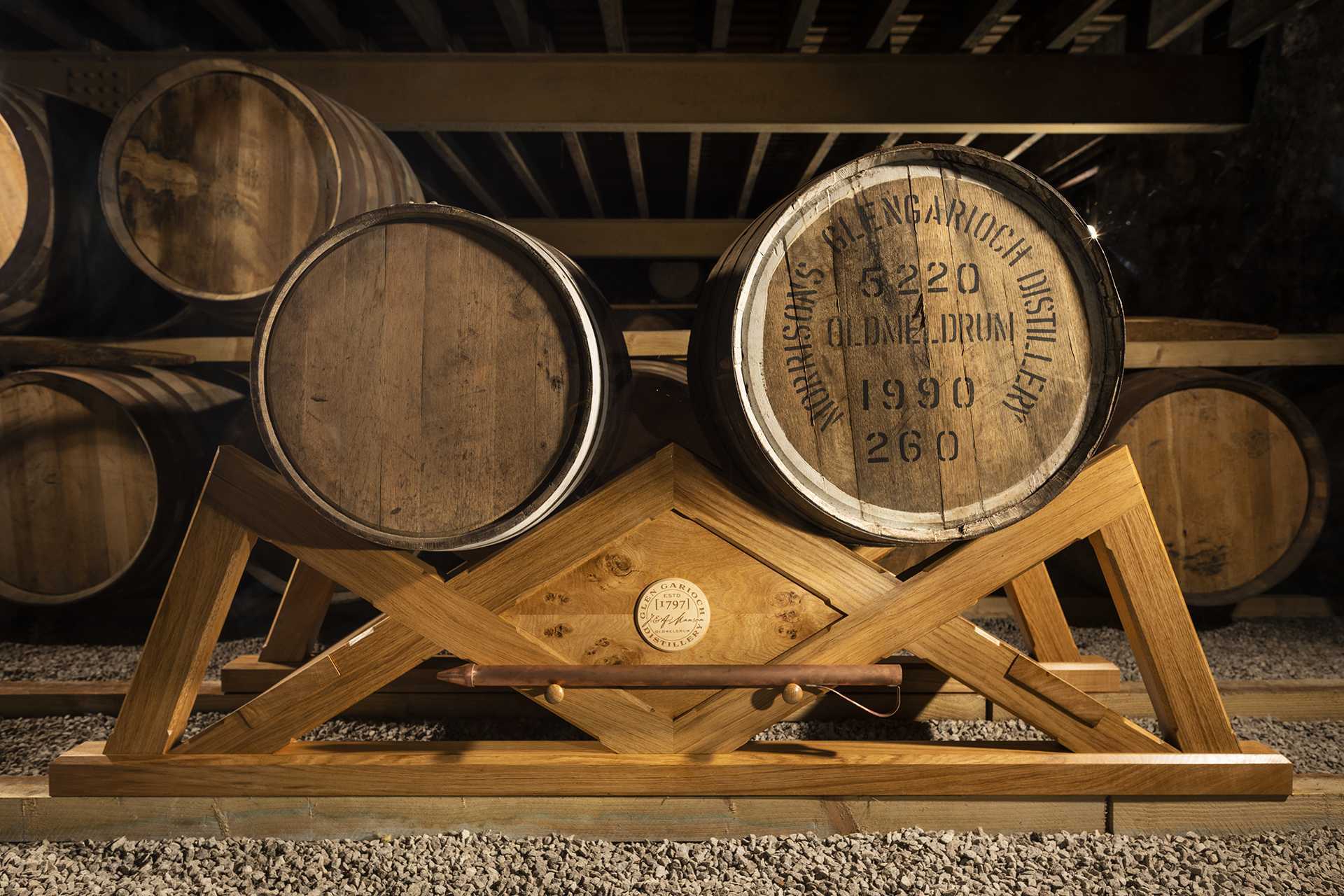 Glen Garioch - Two Glen Garioch casks, 1990 and newly filled, in a bespoke oak cradle Glen Garioch - Two Glen Garioch casks, 1990 and newly filled, in a bespoke oak cradle