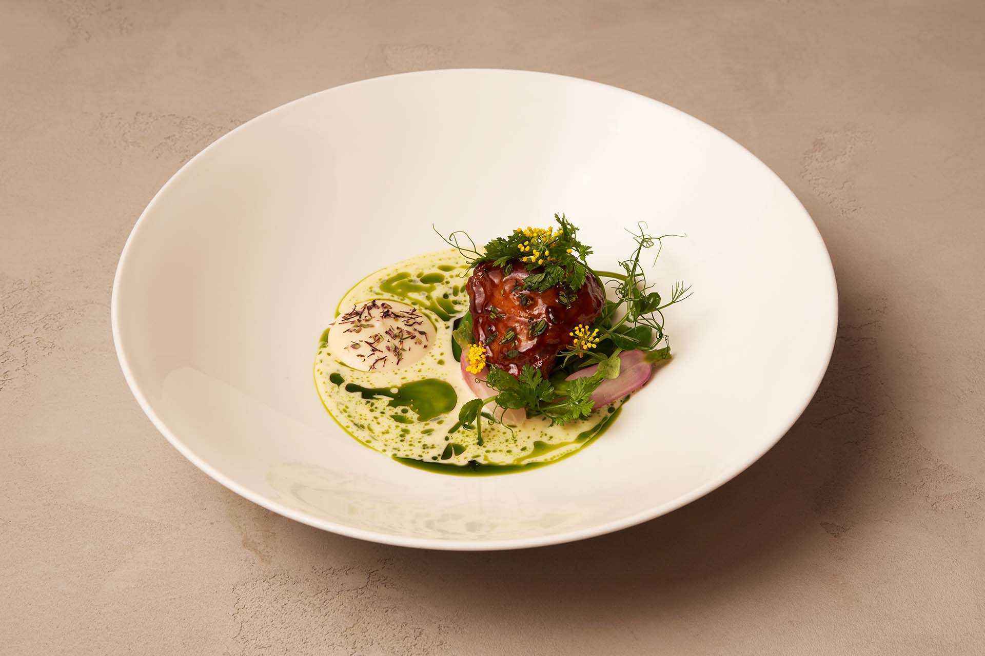 Sweetbread with spring vegetables Sweetbread with spring vegetables