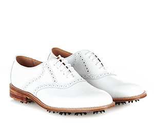 Golf shoe