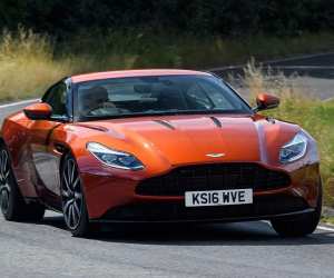 New Aston Martin DB11 supoercar